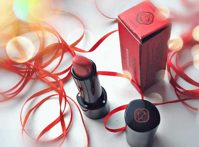 Shiseido Rouge Rouge Lipstick           