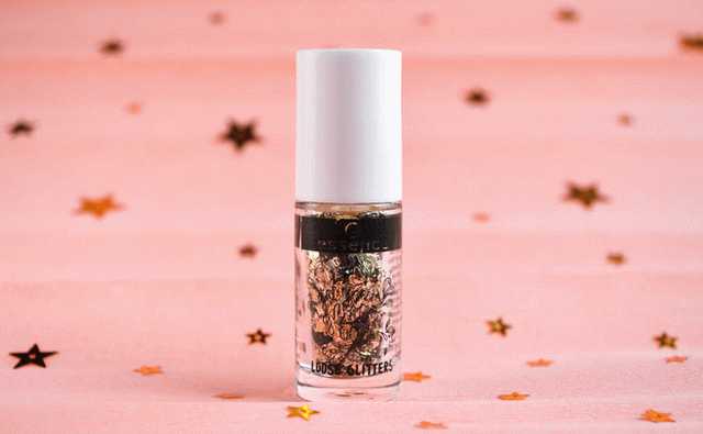 Look how they shine for you - Essence Get your glitter on! loose glitters 06 golden nuggets, Glow to go illuminating setting spray фото