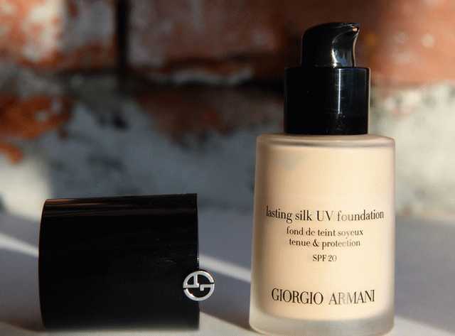Giorgio Armani Lasting Silk UV Foundation  фото