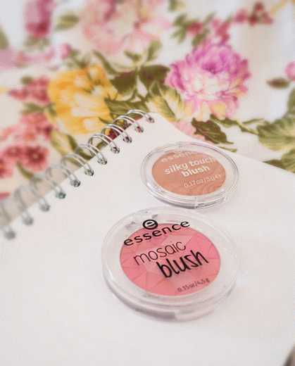 Essence Silky Touch Blush               