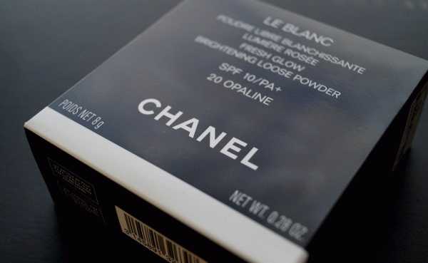 Chanel Le Blanc Fresh Glow Brightening Loose Powder SPF 10/PA+ #20 Opaline фото
