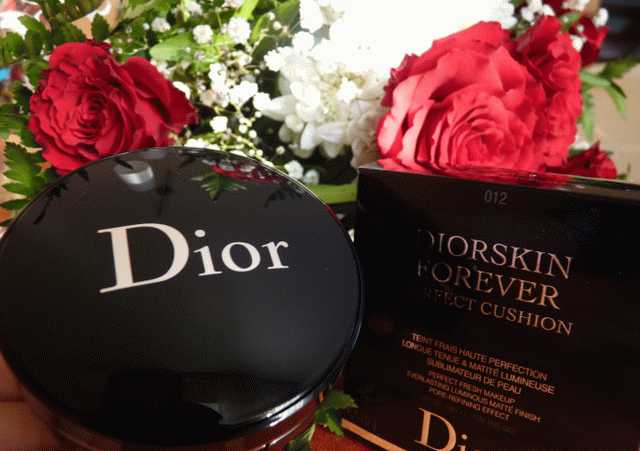 Dior Diorskin Forever Perfect Cushion Perfect Fresh Makeup Everlasting Luminous Matte Finish Pore-Refining Effect SPF 35 - PA+++  фото