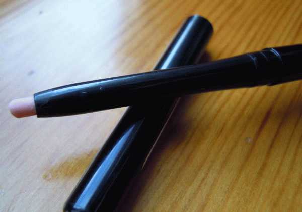 Artdeco Invisible Lip Contour #1 - прозрачный карандаш для губ фото