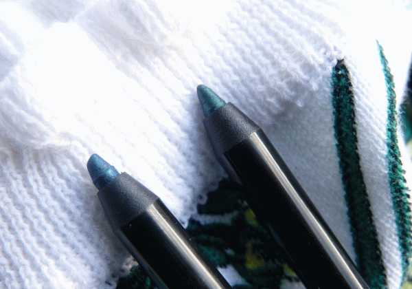 Встречаем весну красиво и бюджетно вместе с карандашами для глаз Essence Gel Eye Pencil waterproof #03 Urban Jungl и #04 Blue Lagoon фото