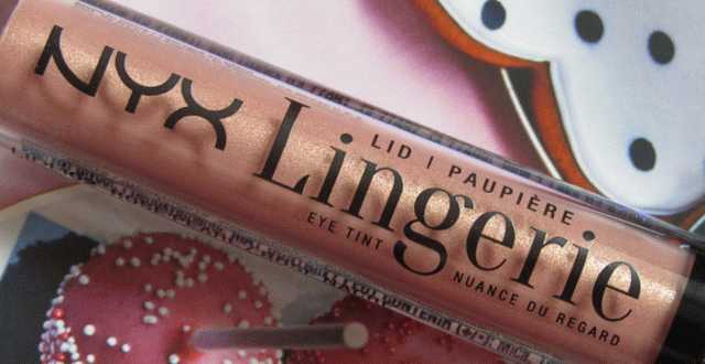 NYX Lid Lingerie Eye Tint               