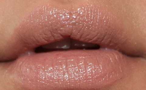 Nyx Lipstick (Rea LSS 532) фото