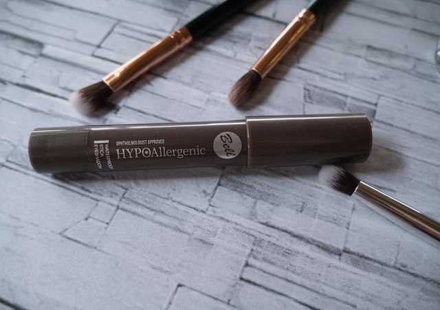 Тени- карандаш для век Hypoallergenic