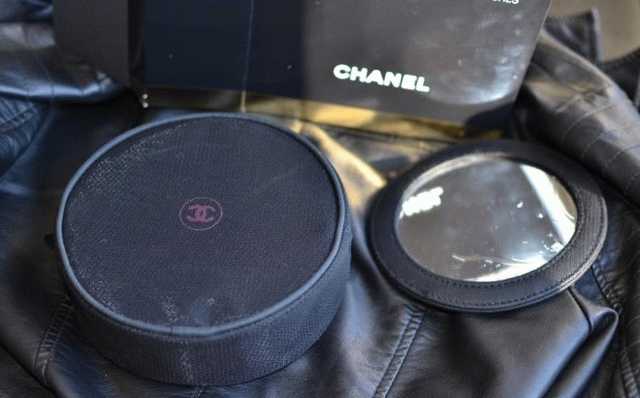 Chanel Les Mini de Chanel Collection of 5 Essential Mini Brush Rouge Noir Holiday Collection 2015  фото