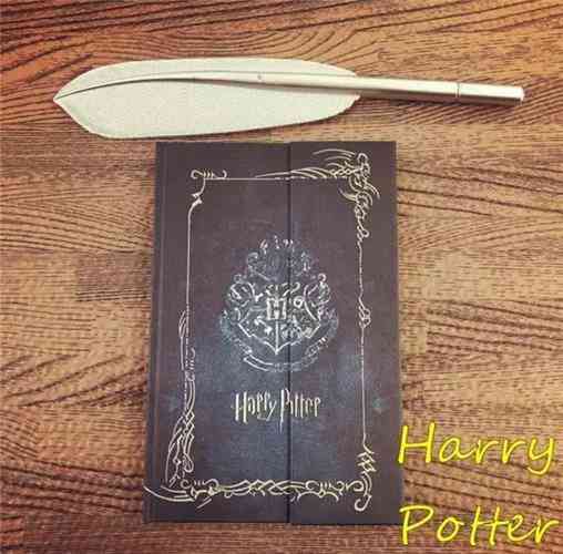 Блокнот Гарри Поттер для всех любителей этого известного киноромана. фото